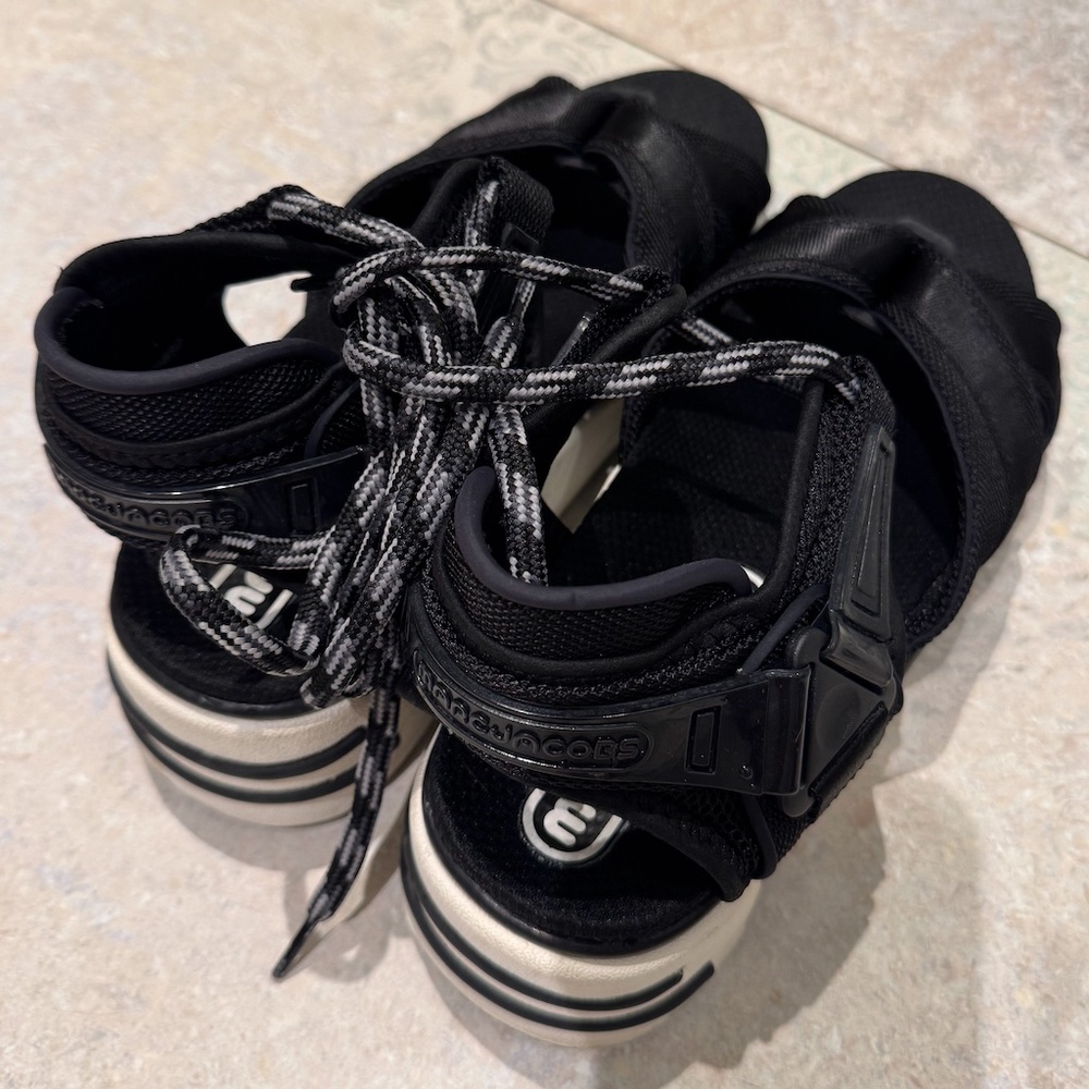 Marc Jacobs Sandals - US8/EU38